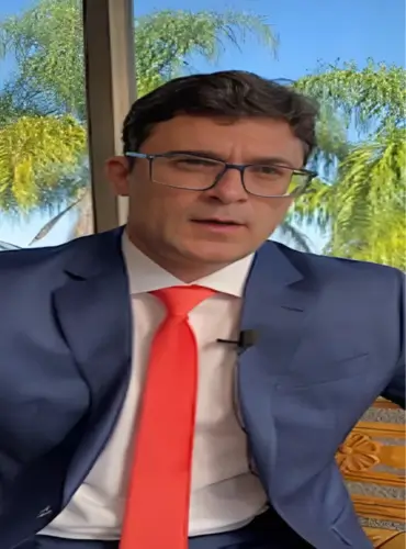 Foto do Coordenador Prof. Esp. Eduardo Oliveira Teixeira